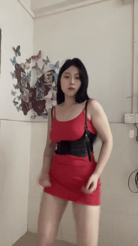 推特动感舞姬 无刺榴莲 首次露脸全裸舞顶上定制 全程高能【5V】【1.11G】