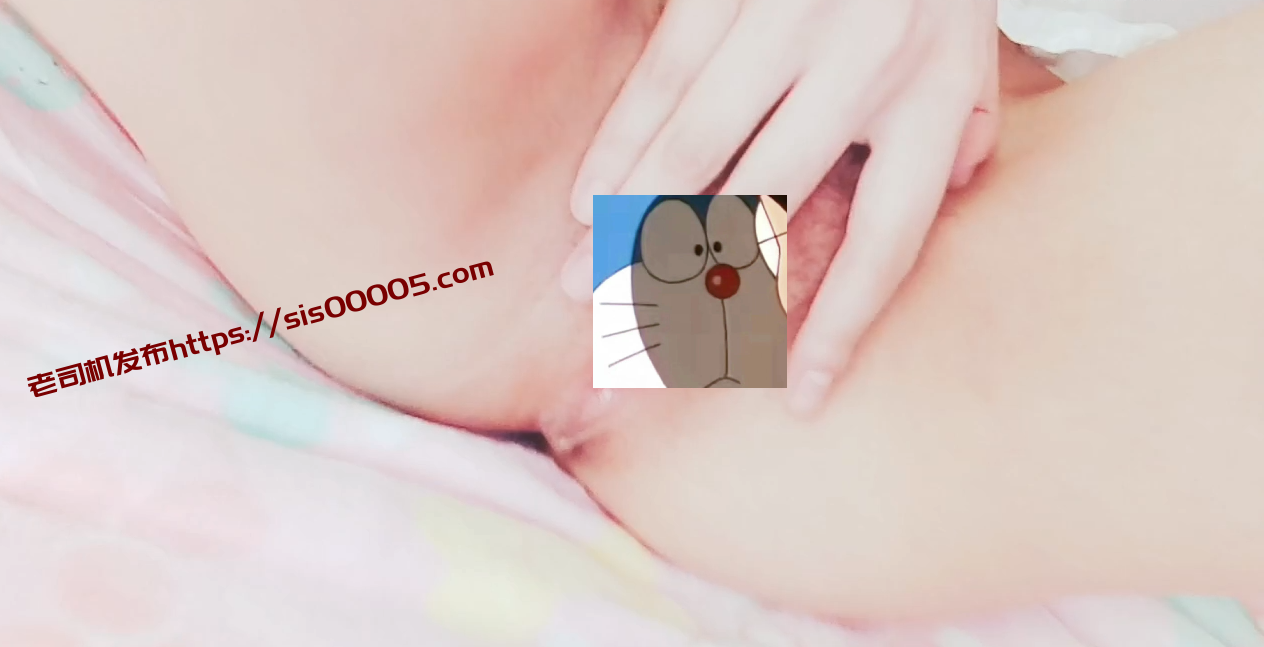 （已补）微博极品福利姬铃铛VIP粉嫩一线天馒头B